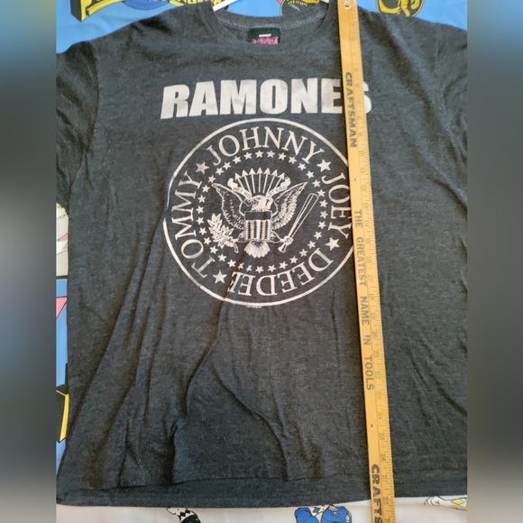 Ramones Y2K 2XL t-shirt - Picture 3 of 4